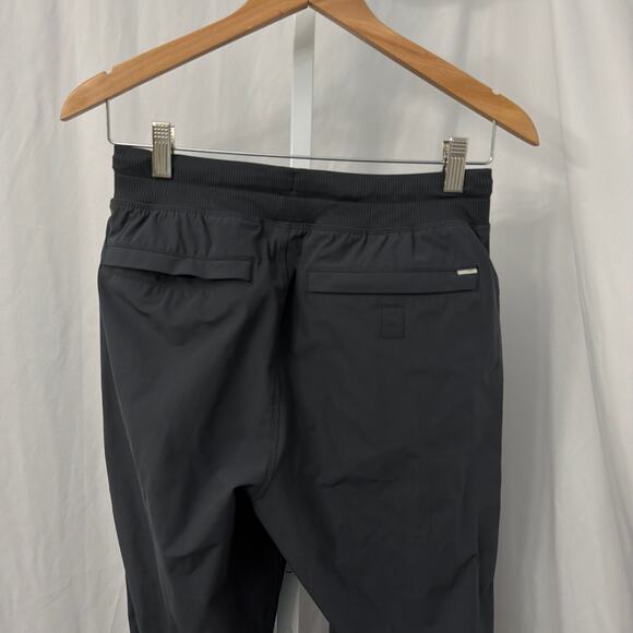 Vuori Meta Jogger Men’s Size Small Gray Activewear Casual Pants - Picture 8 of 10